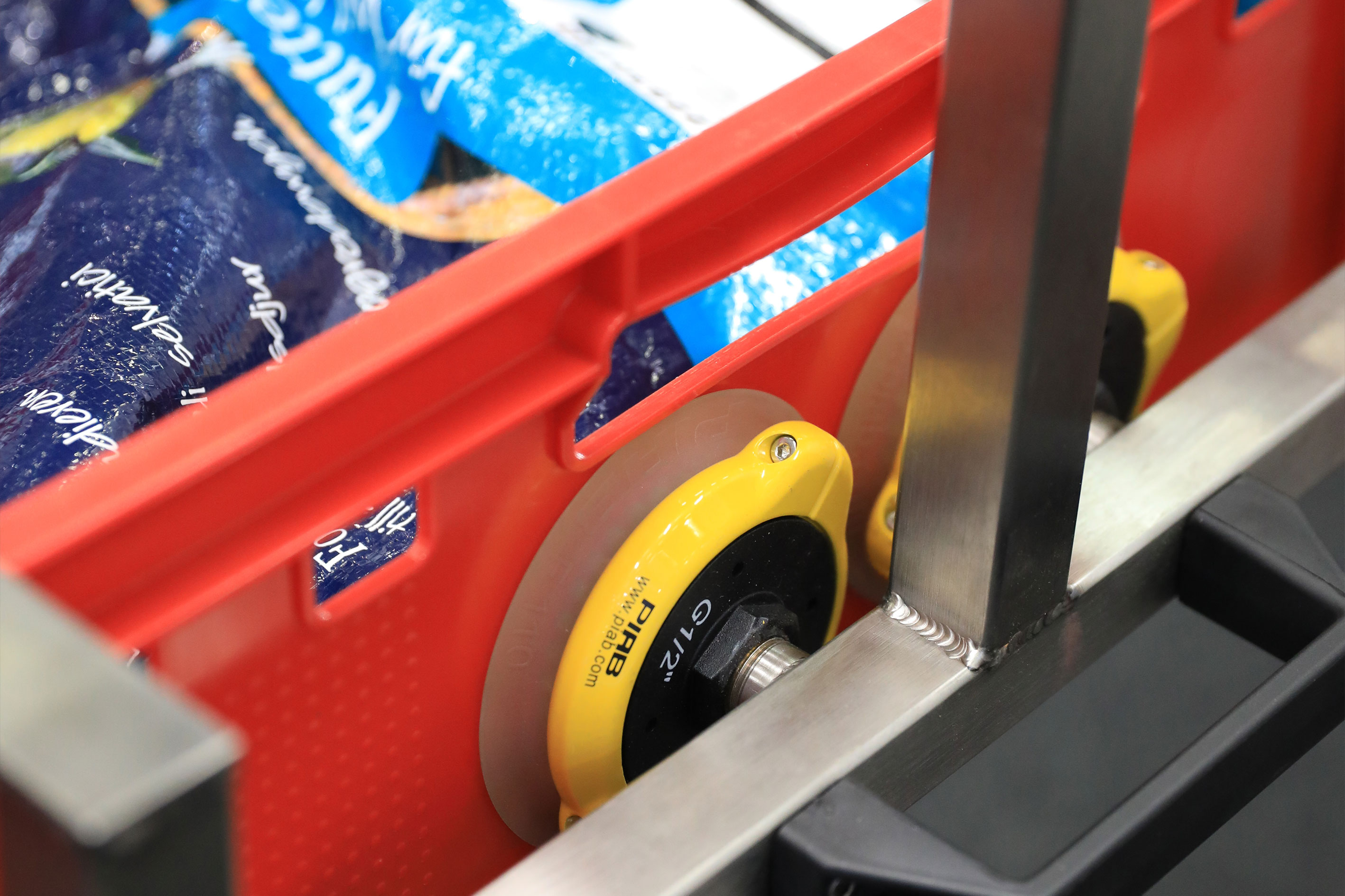 KLT Heber, KLT heben mit Vakuumheber, SMI Handling Systeme GmbH